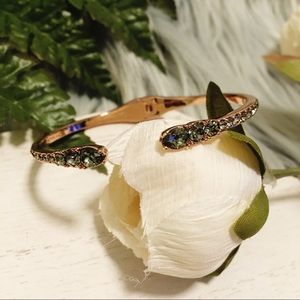 GIVENCHY Gold Hinge Bangle